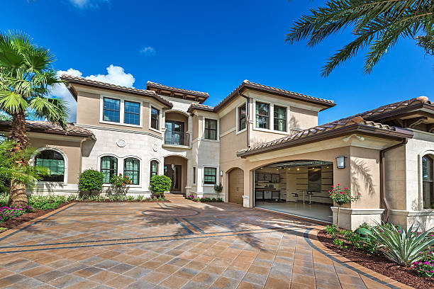 Best Custom Driveway Pavers  in Lloyd Harbor, NY